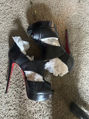 💎✨C&L💎✨Red soled high heels